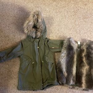 Gap jacket with removable faux fur around hood and vest.